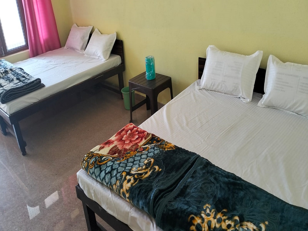 HOTEL SADHANA PALACE